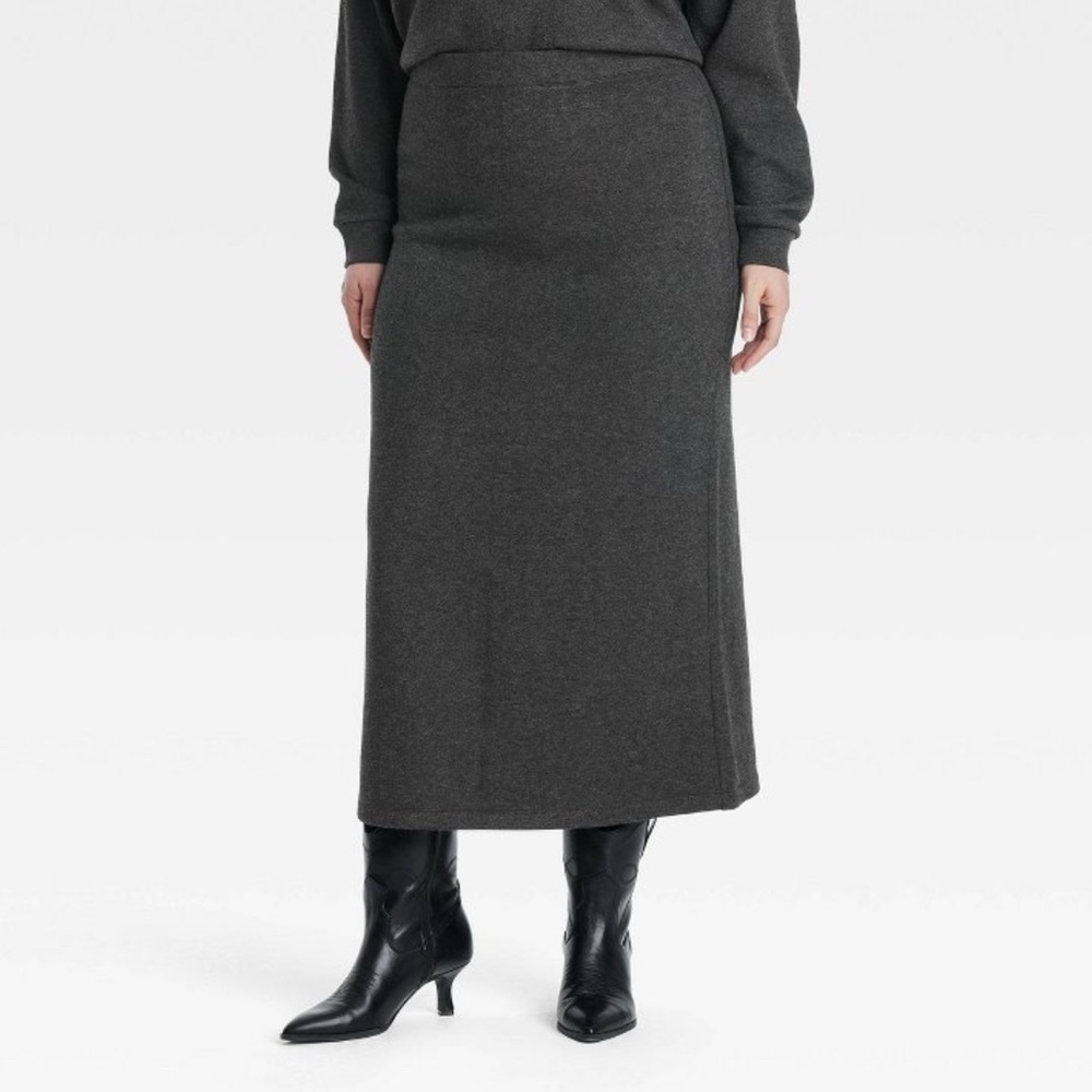 🎯50% OFF! a new day leisure studio Gray Knit Pull On Maxi Skirt